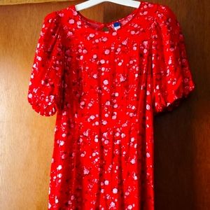 Old Navy red flowered puffed sleeve maxi dress size L